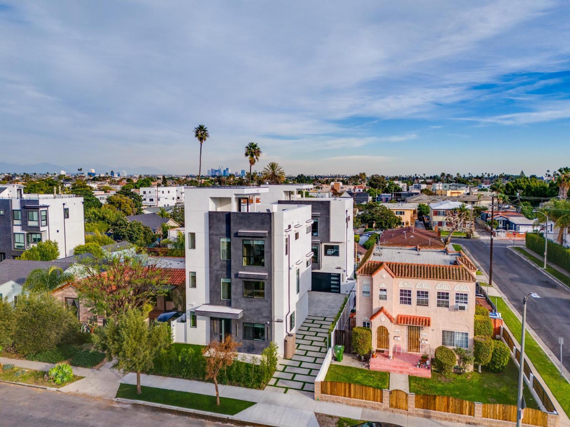 Brand New Modern 4 Bedroom House Pickfair Village Los Angeles Bagian luar foto